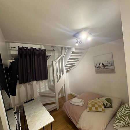 Cozy Rooms Near Central London Exterior photo
