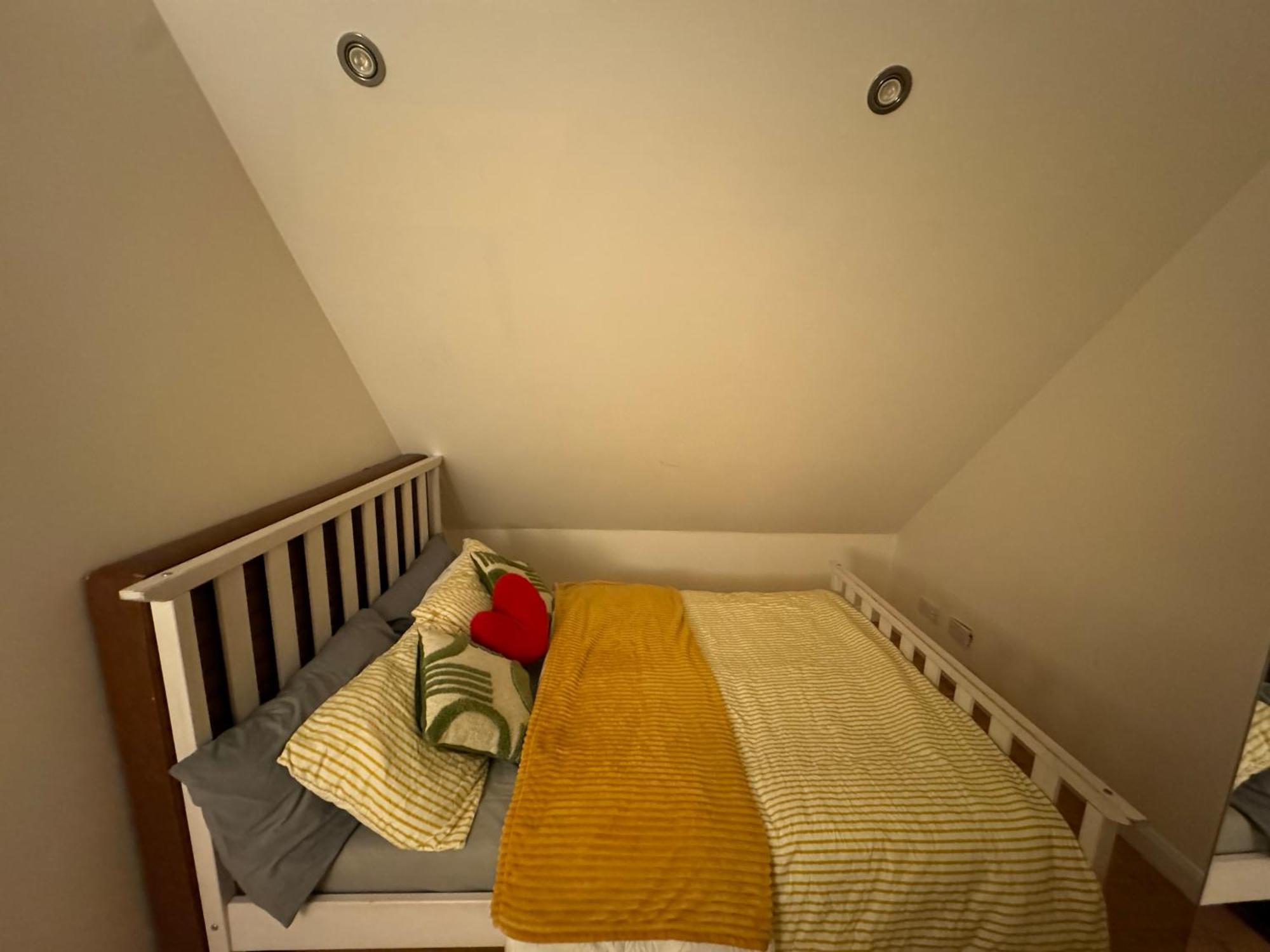 Cozy Rooms Near Central London Exterior photo
