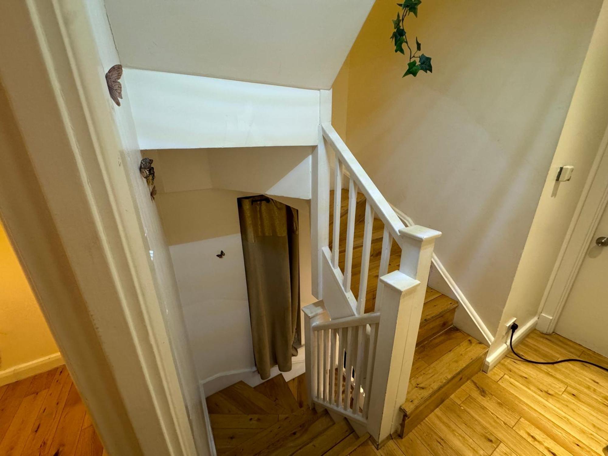 Cozy Rooms Near Central London Exterior photo