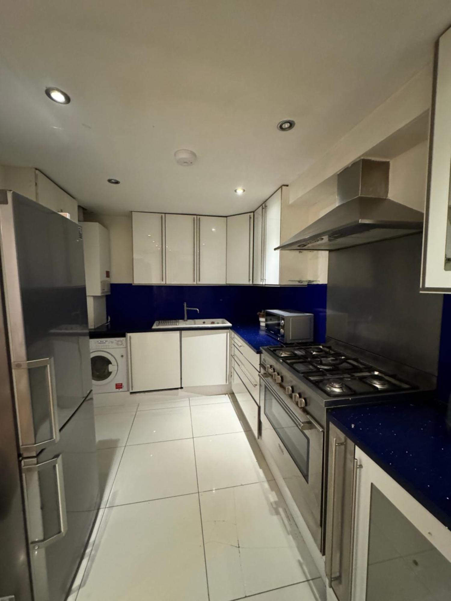 Cozy Rooms Near Central London Exterior photo