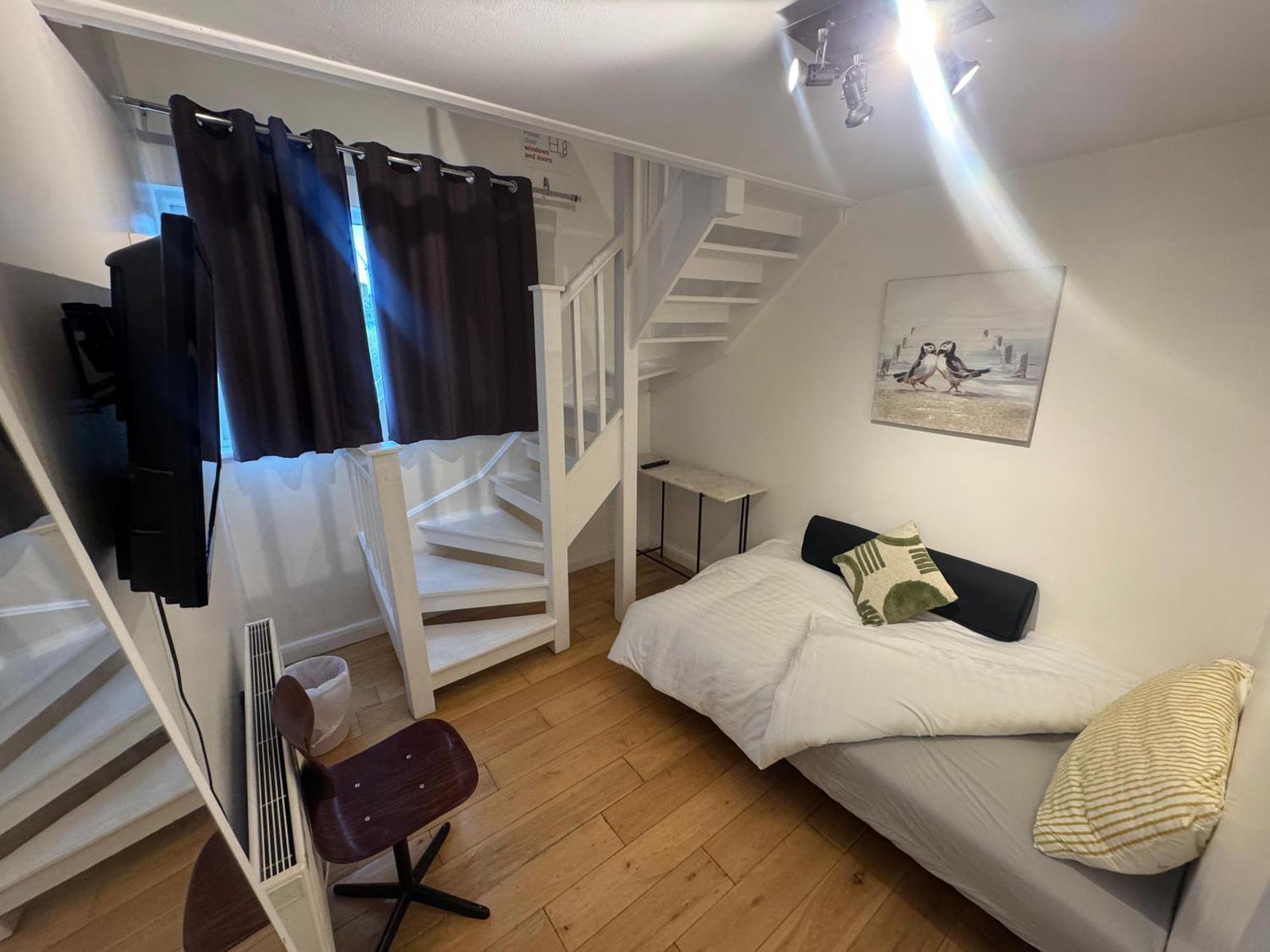 Cozy Rooms Near Central London Exterior photo
